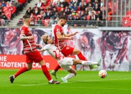 博鱼官网-阿贾克斯代表荷兰跻身欧洲联赛决赛(阿贾克斯代表荷兰跻身欧洲联赛决赛吗)